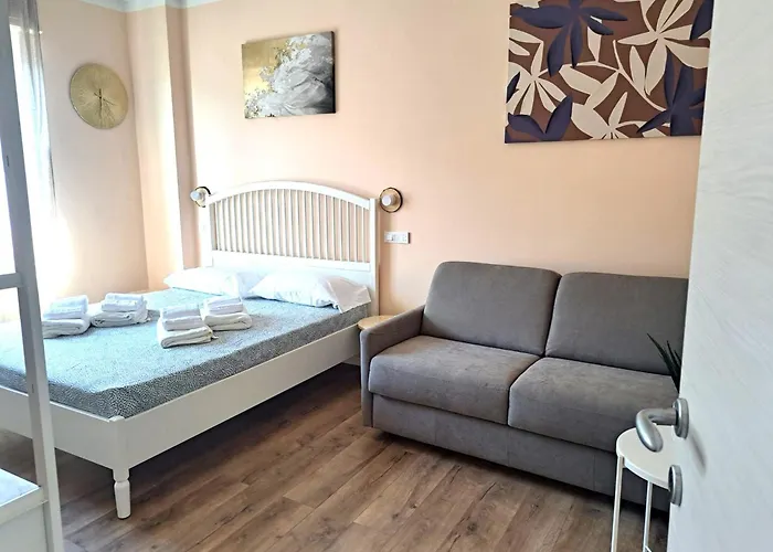 Гостевой дом Glam Milan Linate Airport 3*